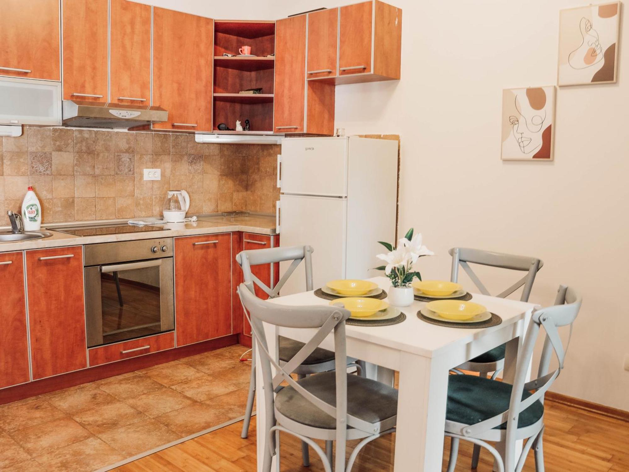 Apartman Mia Risan Esterno foto