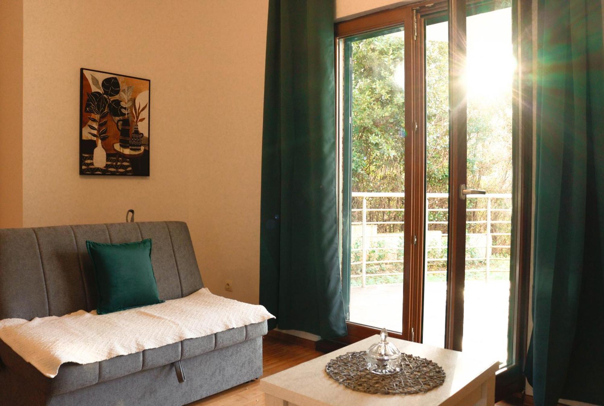 Apartman Mia Risan Esterno foto