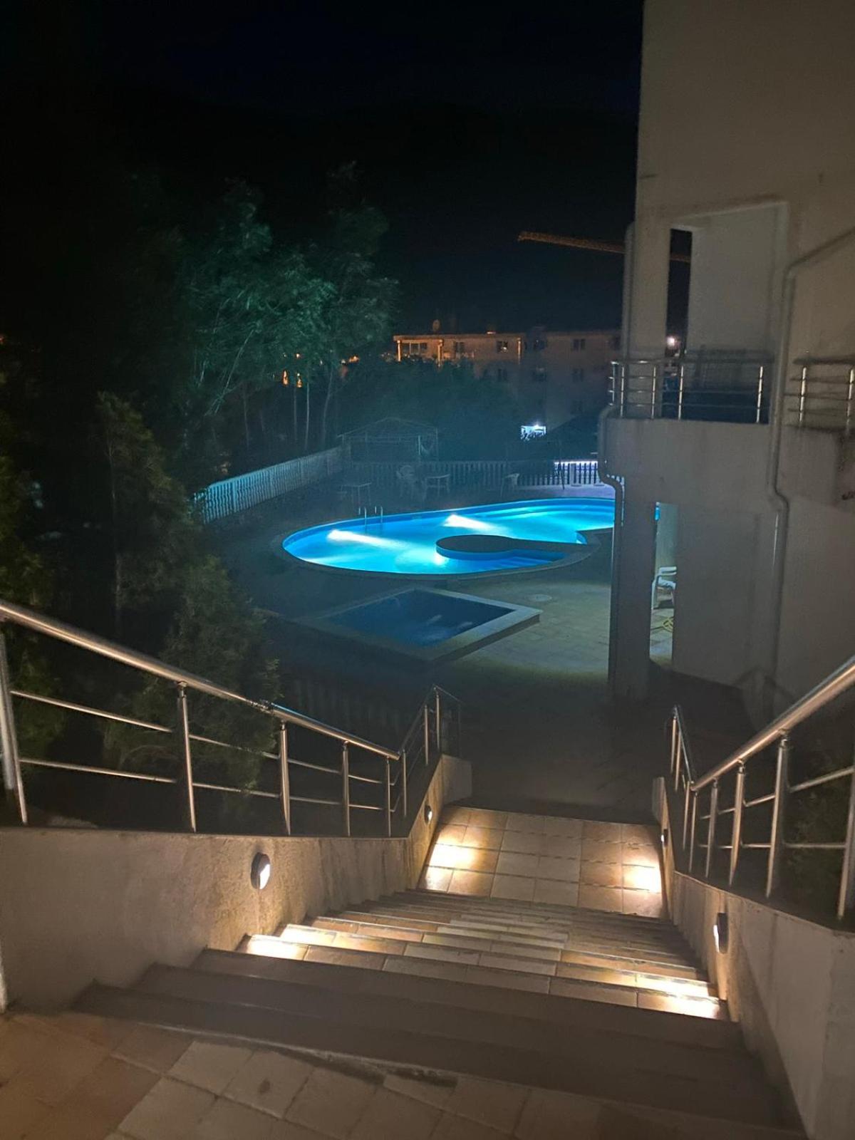 Apartman Mia Risan Esterno foto
